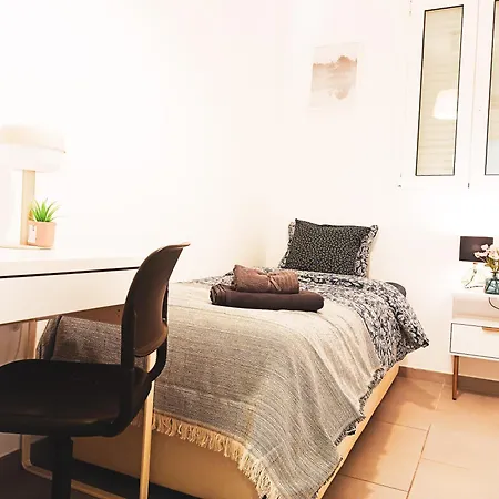Hostel Oasis - Heart Of Barcelona